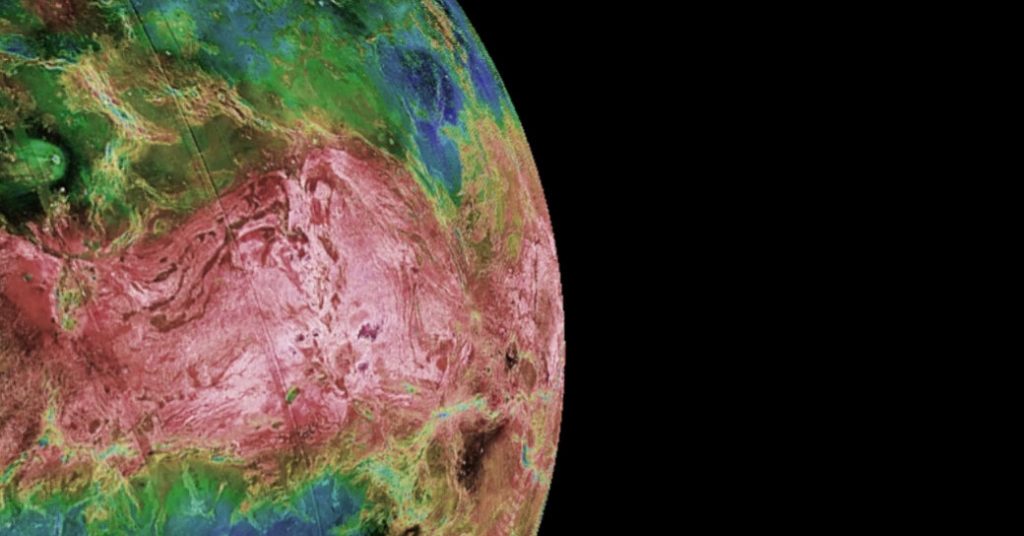 A Vénusz forró, felhős oldalát mutatja