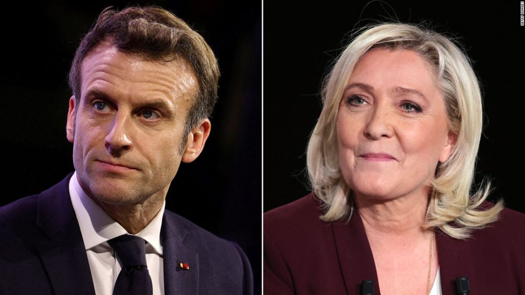 Francia választások: az adatok szerint Emmanuel Macron és Marine Le Pen jó úton halad a második fordulóban