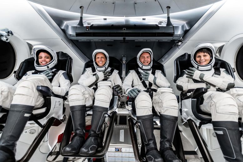 NASA SpaceX Crew-4 űrhajósok