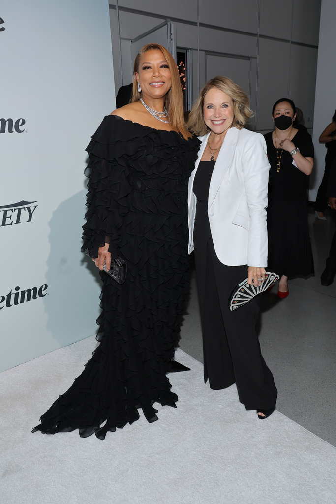 NEW YORK, NY – május 5.: Queen Latifah és Katie Couric részt vesz a Variety 2022-es Power Of Women: New York eseményén, amelyet a Lifetime mutat be a The Glasshouse-ban 2022. május 5-én New Yorkban.  (Fotó: Mike Coppola/Getty Images for Variety)