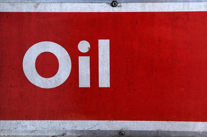 Csökkenő olajárak, amelyekre hatással van a dollár és a kínai bezárás A Reuters szerint