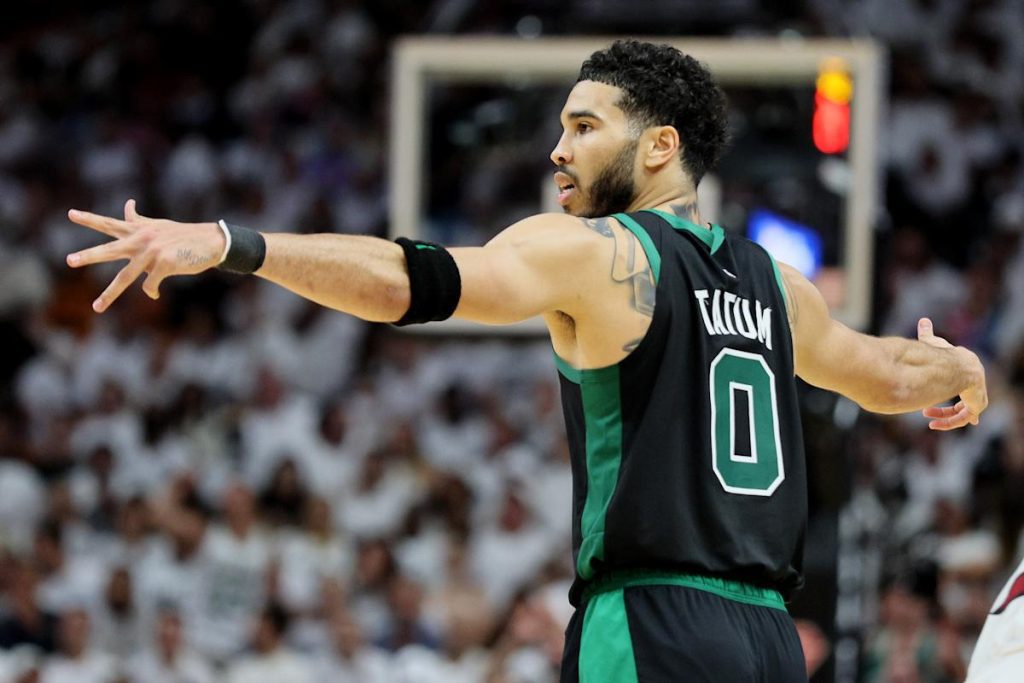 A védelem megtartja a Celticst az Ugly 5 meccsen, hogy legyőzze a Heat-et