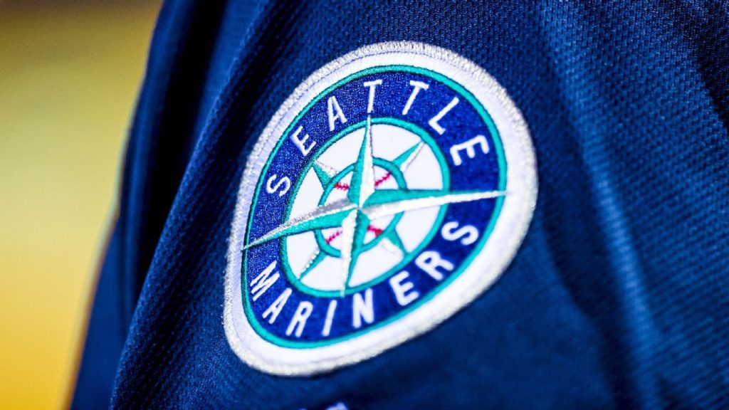 A Seattle Mariners forrásai szerint George Kirbyt, a kiemelt promóciós nyomozót visszahívták