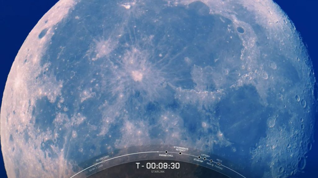 A SpaceX Moon és Sunrise Starlink Satellite képeket indított