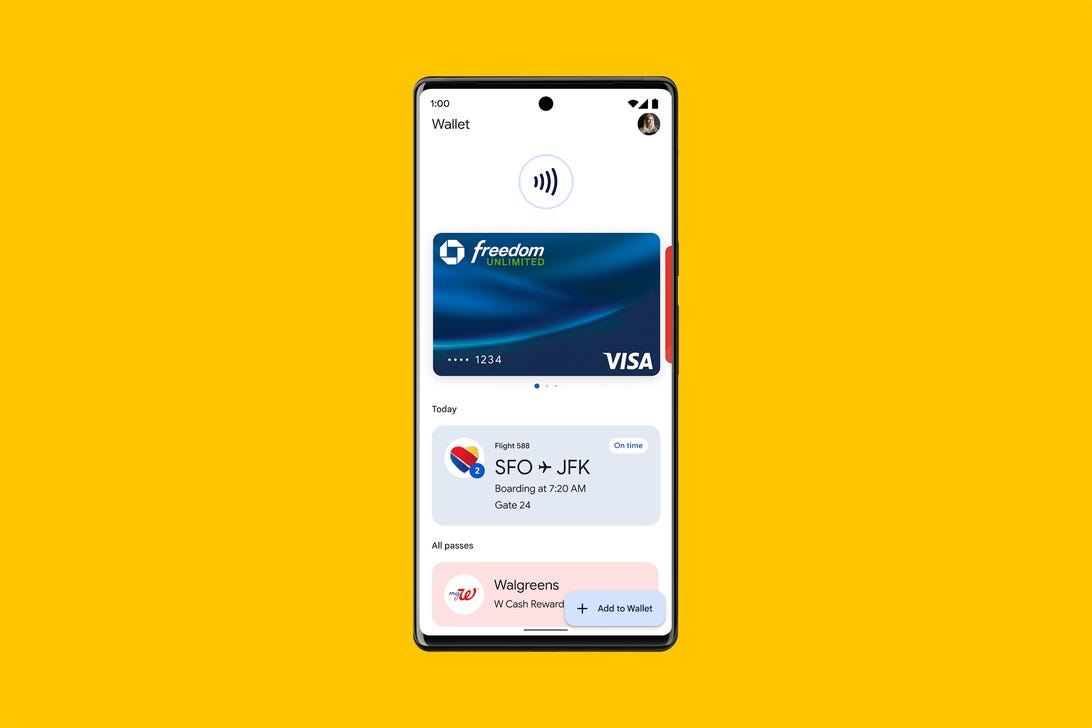A Google Wallet digitális hitelkártyát és beszállókártyát jelenít meg