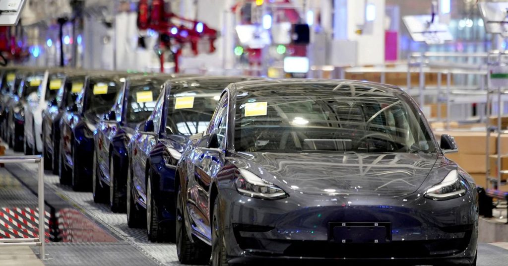 Exkluzív: A Tesla leállítja a legtöbb termelést a sanghaji üzemben, leállítja az áprilisi értékesítést