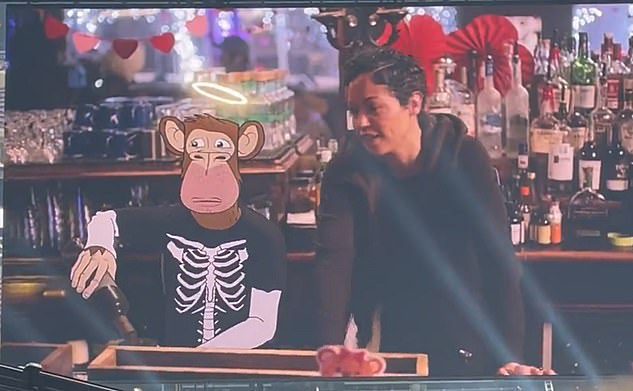 Seth Green készített egy animációs műsort, amelyben egy Bored Ape rajzfilmfigura dolgozik egy igazi manhattani bárban, a White Horse Tavernben, West Village-ben.