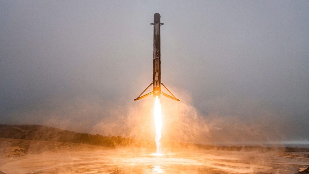 A SpaceX 36 óra alatt három kilövést hajtott végre