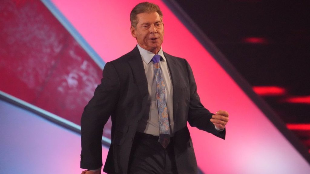 A WWE igazgatótanácsa vizsgálatot indít Vince McMahon vezérigazgató állítólagos 3 millió dolláros kártérítése ügyében a volt alkalmazott hallgatása miatt.