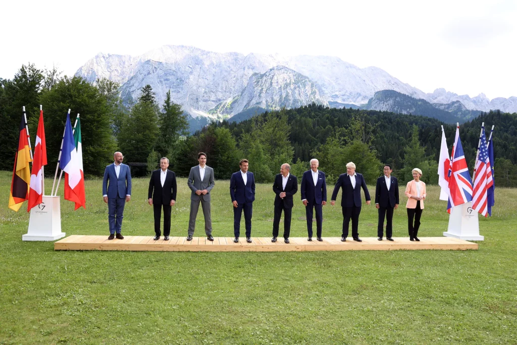 Biden: A G7 betiltja az orosz aranyimportot, hogy Putyinra nyomást gyakoroljon Ukrajnára
