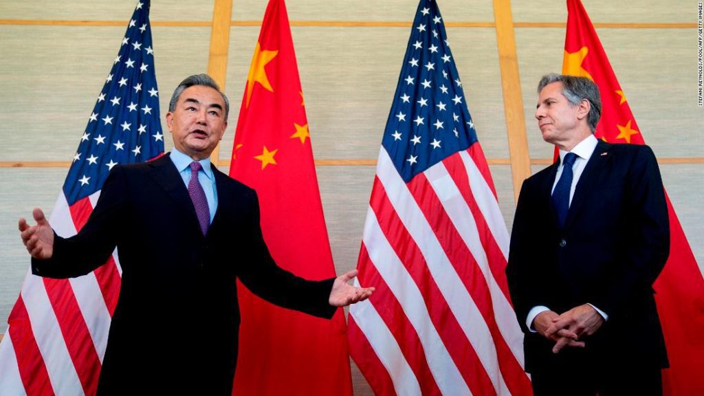 Blinkin azt mondta Wang Yi-nek, hogy az Egyesült Államokat aggasztja Kína Oroszországhoz való „igazodása”.