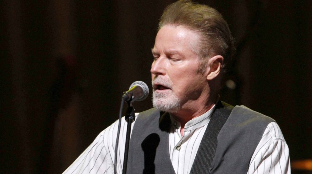Hárman vádat emeltek Don Henley-től az Eaglesből ellopott énekhanggal