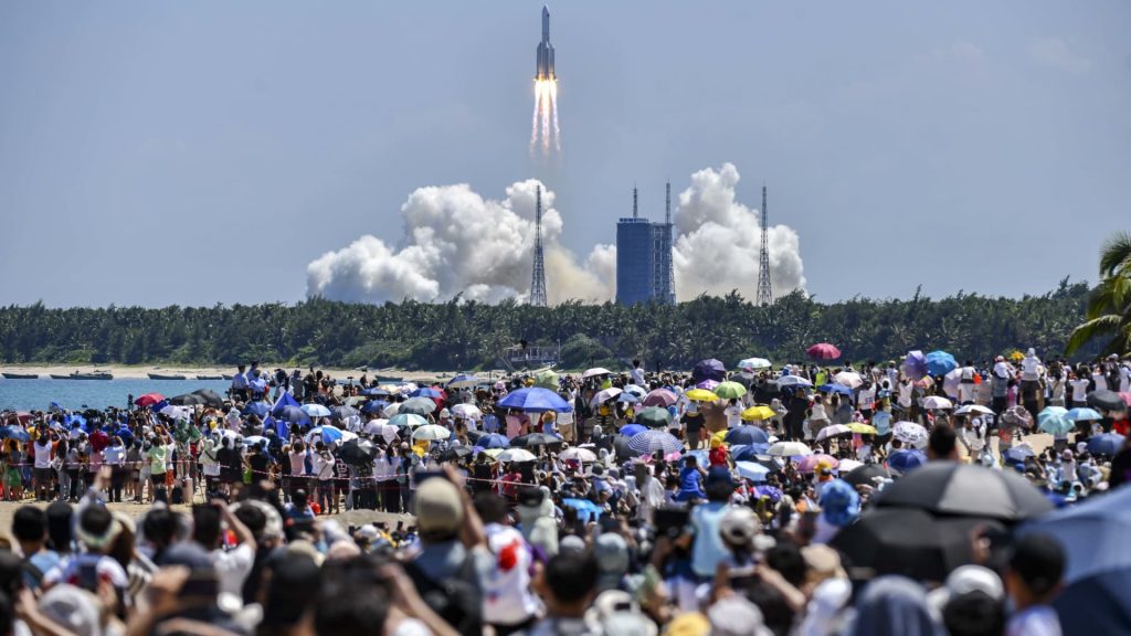Kínai rakéta zuhant a Földre, a NASA szerint Peking nem osztott meg információkat