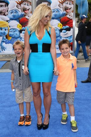 Britney Spears fiaival, Sean Prestonnal és Jaden Federline A Törpök 2 premierje, Los Angeles, USA – 2013. július 28.