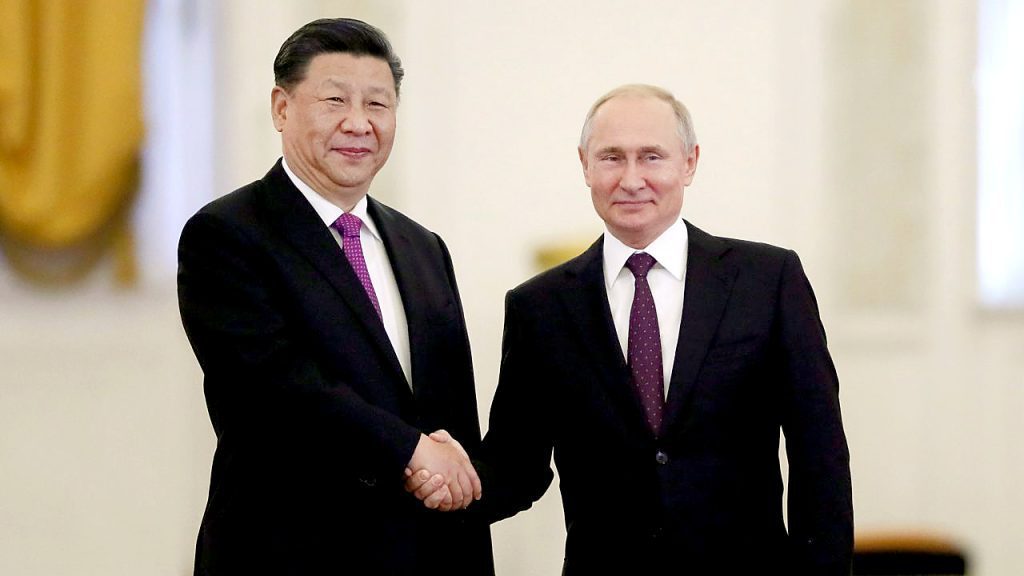 Kína támogatja az Oroszországgal fenntartott kapcsolatokat, és azzal vádolja az Egyesült Államokat, hogy ő az „ukrajnai válság fő felbujtója”