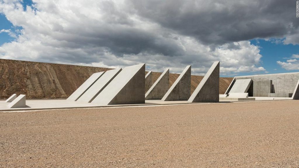 Michael Heizer művész "City"-je 50 év után nyílik meg a nevadai sivatagban
