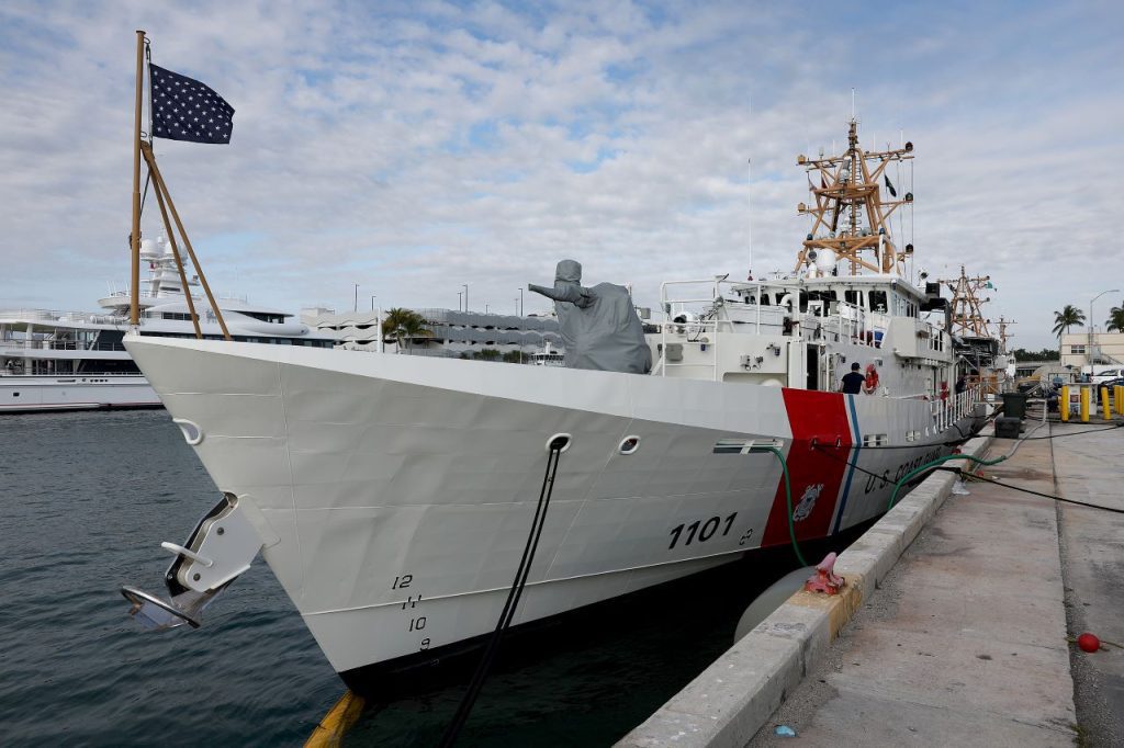 Az amerikai parti őrség hajója nem volt hajlandó belépni a Salamon-szigetek kikötőjébe, ami félelmet keltett Kína növekvő befolyásától