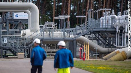 Oroszország több gázszállítást csökkent Európába, miközben az infláció újabb rekordra emelkedik