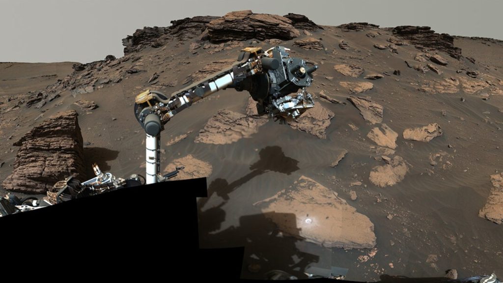 A Mars Perseverance rover szervesanyagban gazdag mintákat gyűjt a Jezero-kráterben