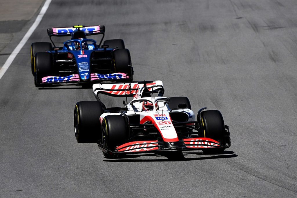 Az FIA célja, hogy csökkentse a fekete és narancssárga F1-es jelzések használatát