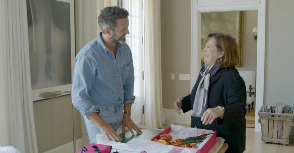 Ina Garten rizottót készít egy magas legyezővel
