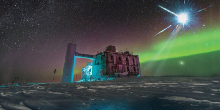Az IceCube neutrínóelemzése összekapcsolja a kozmikus sugárzás lehetséges galaktikus forrását