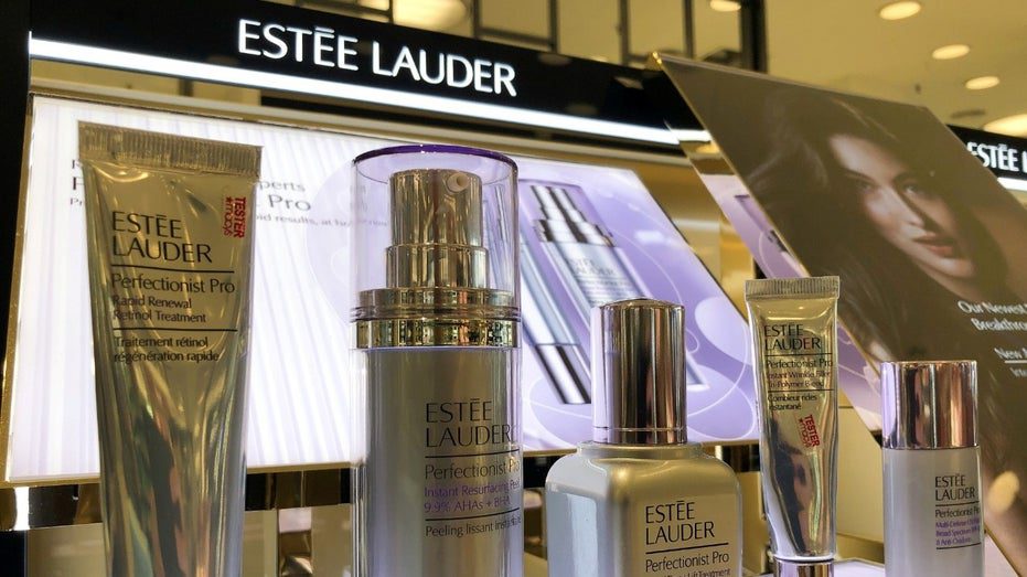 Estee Lauder kozmetikai üzlet