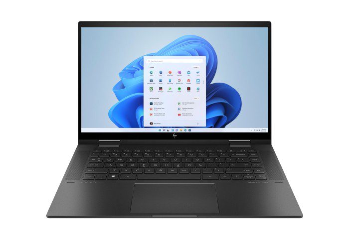 HP ENVY x360 2 az 1-ben laptop fehér alapon.