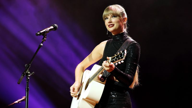 Taylor Swift bejelentette "Eras" turnéját