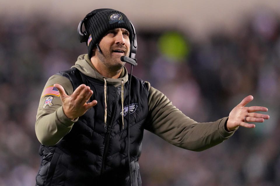 Nick Siriani, az Eagles edzője nem örült a Washington elleni nem fogadott hívásnak a Leaders elleni hétfő esti vereség során.  (Fotó: Mitchell Leaf/Getty Images)