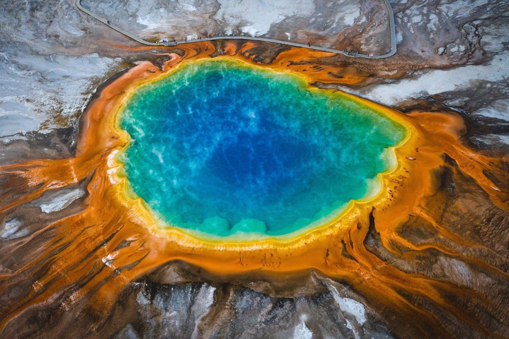 Mi rejlik a Yellowstone vulkán alatt?  Kétszer annyi, mint amennyit Magma gondolt