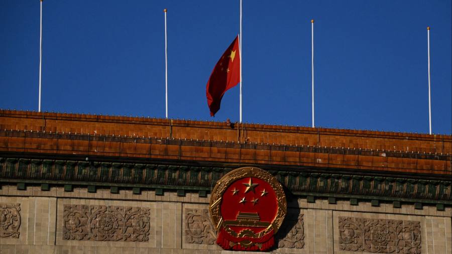 Élő hírek: Kína állami búcsúban tiszteli Jiang Zemin "forradalmi" bizonyítványát