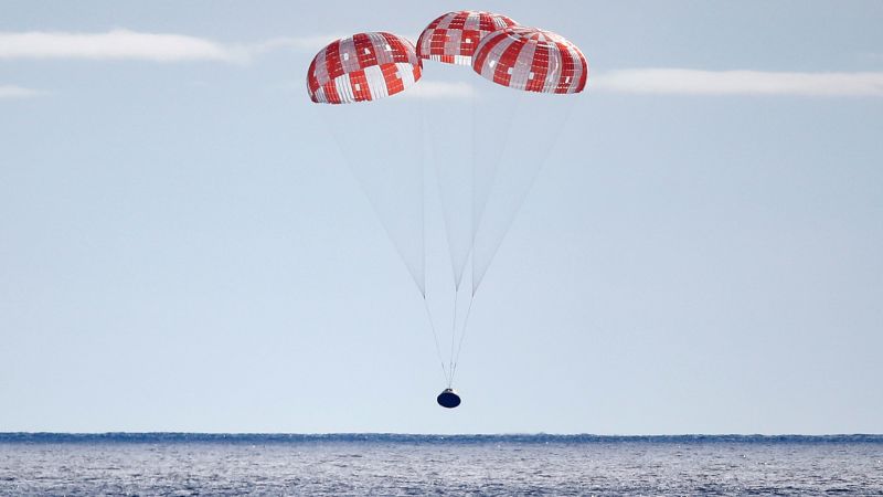A NASA Artemis Hold-küldetése bukással ér véget
