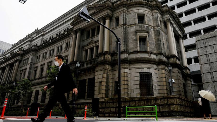 A Bank of Japan elkábítja a piacokat a hozamszabályozási politikájának módosításával